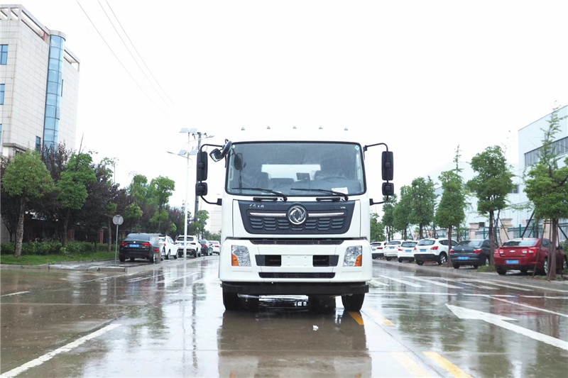 東風(fēng)天龍后八輪20噸噴霧車，國六綠化噴灑車